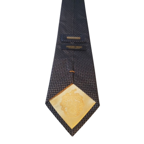 Donald J Trump Signature Collection Mens Tie Designer Luxury Black Silver Power - Picture 4 of 12